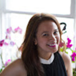 Meet your Posher, Iris